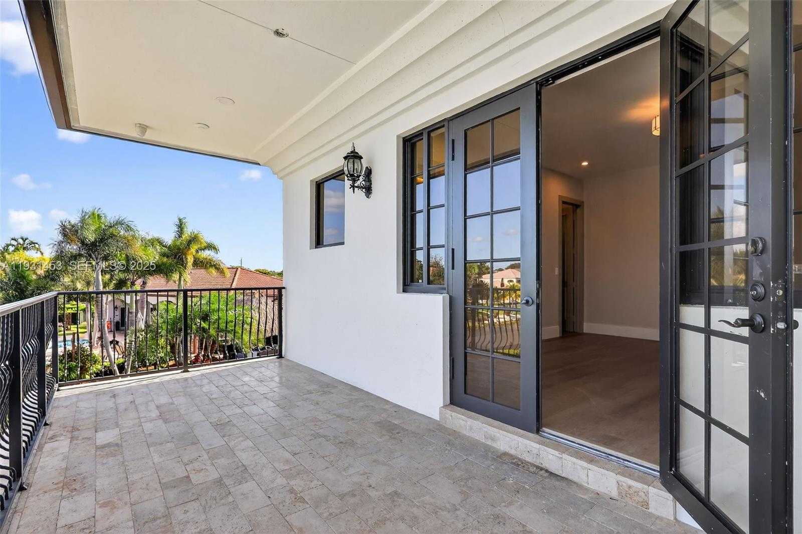 Small Image of 14891 SOUTH WEST 20TH ST, Davie Number 35