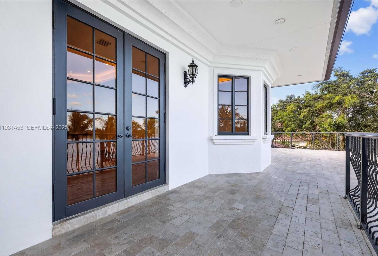 Small Image of 14891 SOUTH WEST 20TH ST, Davie Number 38