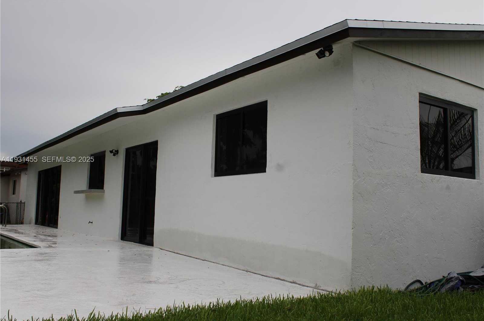 Small Image of 7630 SOUTH WEST 94TH AVE, Miami Number 10