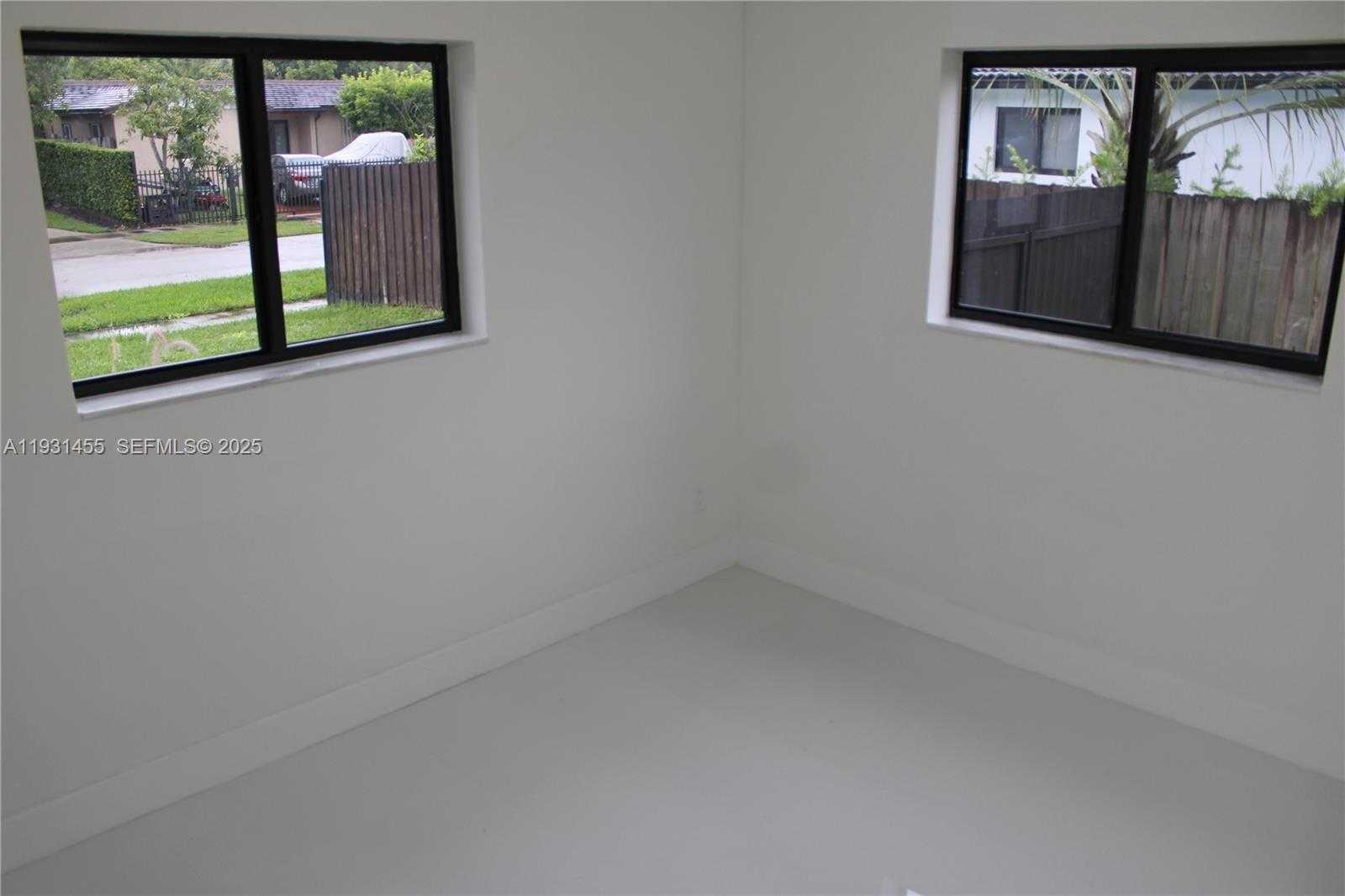 Small Image of 7630 SOUTH WEST 94TH AVE, Miami Number 12