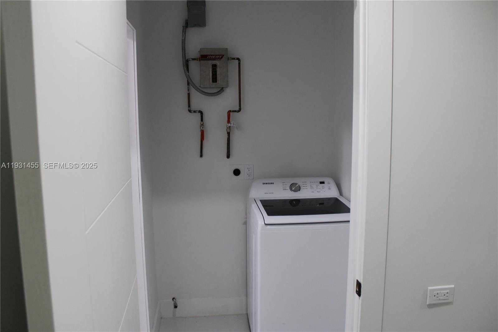 Small Image of 7630 SOUTH WEST 94TH AVE, Miami Number 14