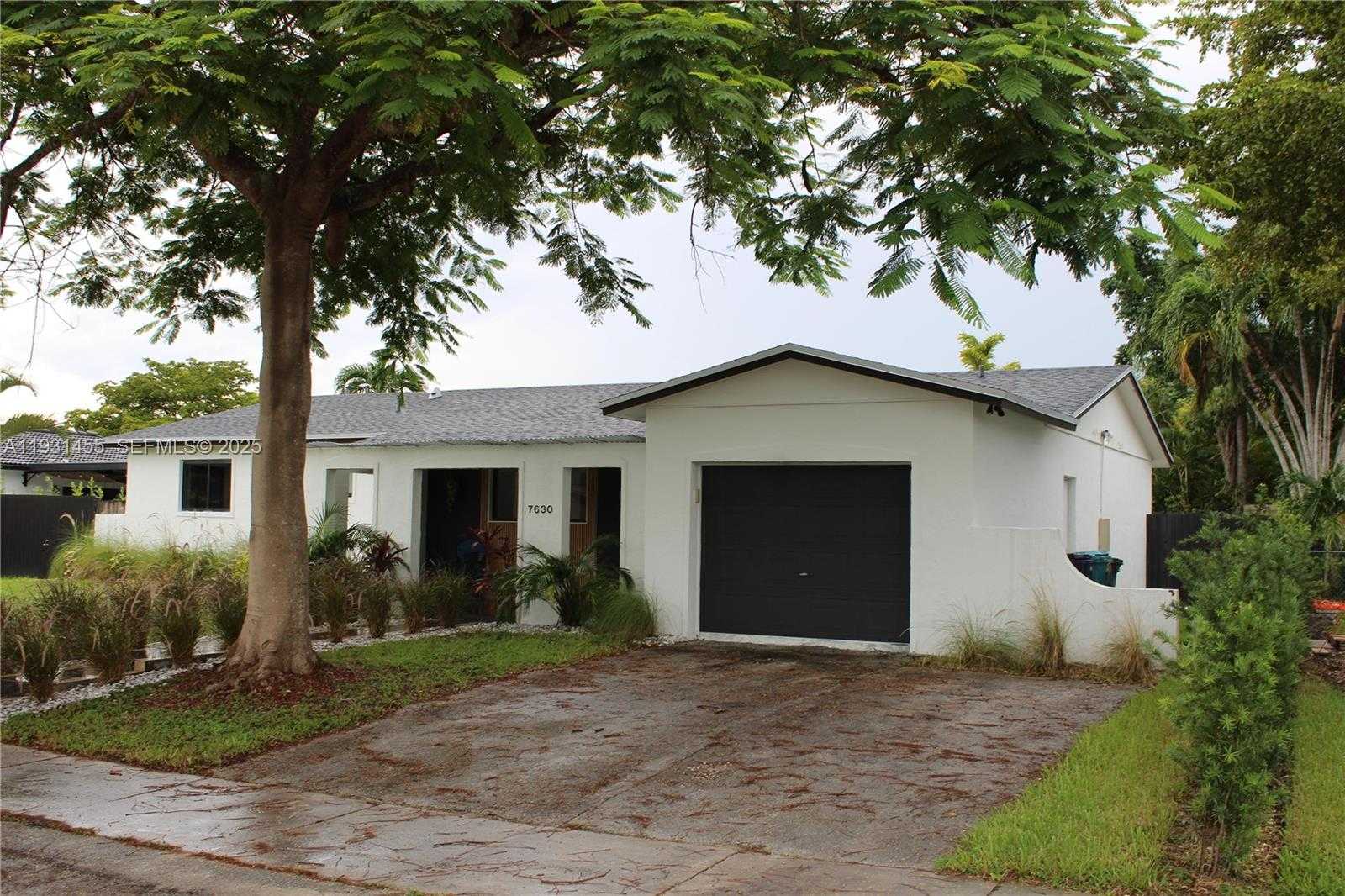 Small Image of 7630 SOUTH WEST 94TH AVE, Miami Number 17