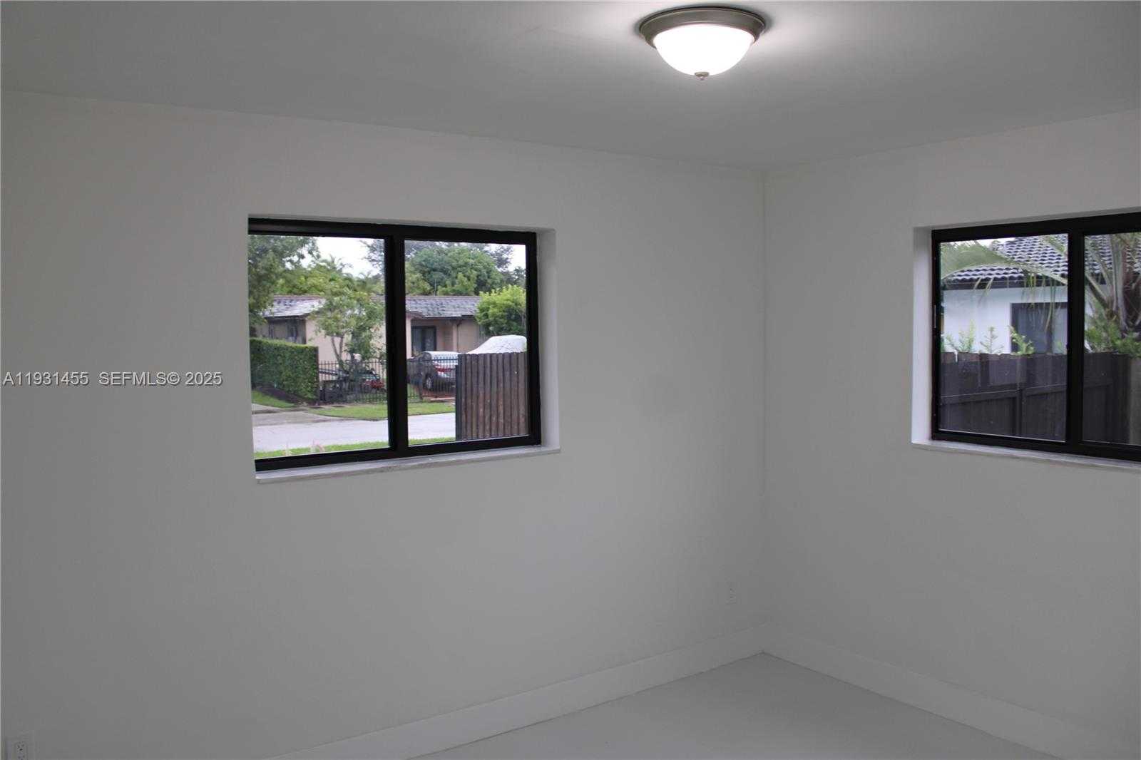 Small Image of 7630 SOUTH WEST 94TH AVE, Miami Number 22
