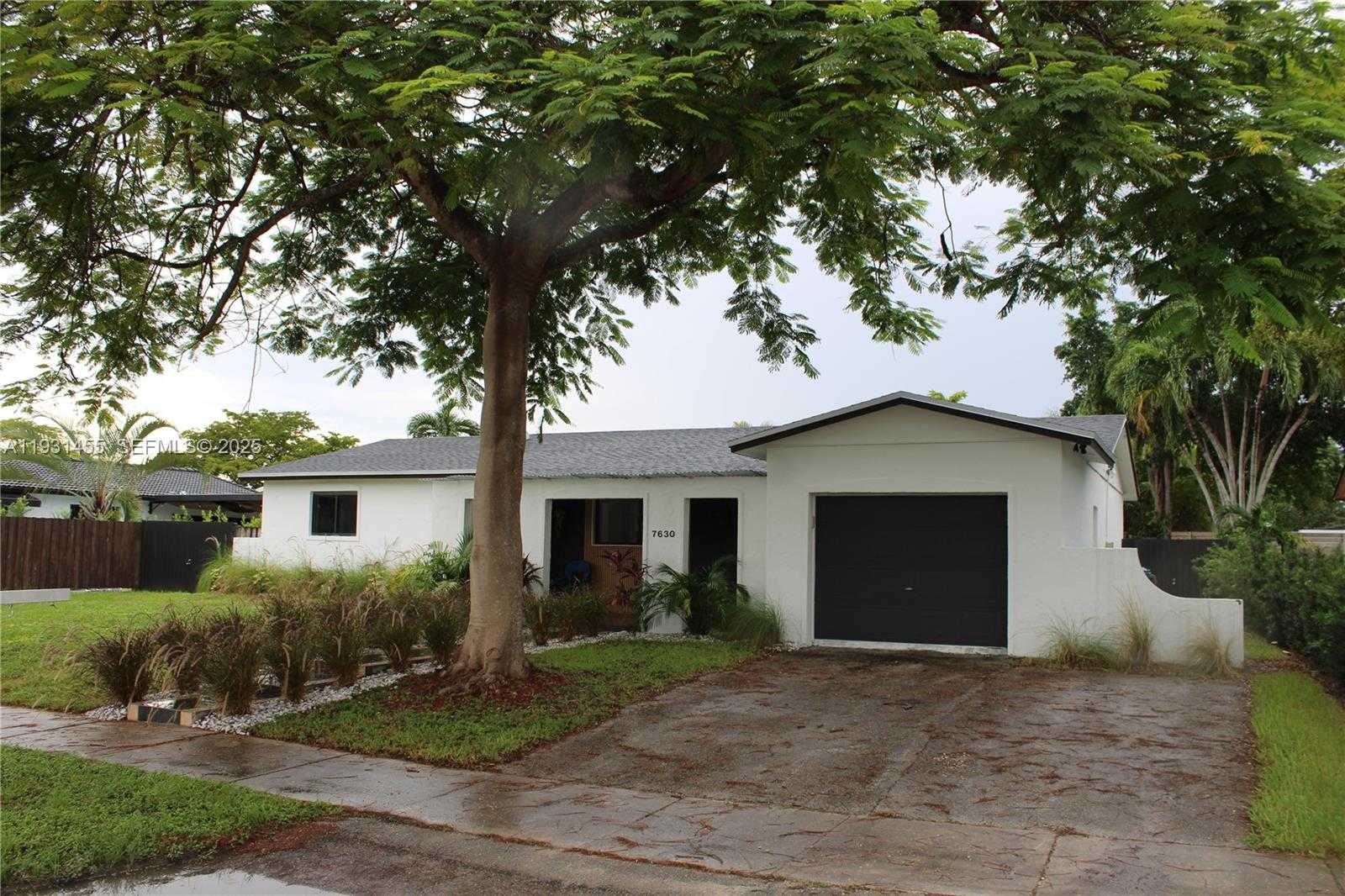 Small Image of 7630 SOUTH WEST 94TH AVE, Miami Number 24