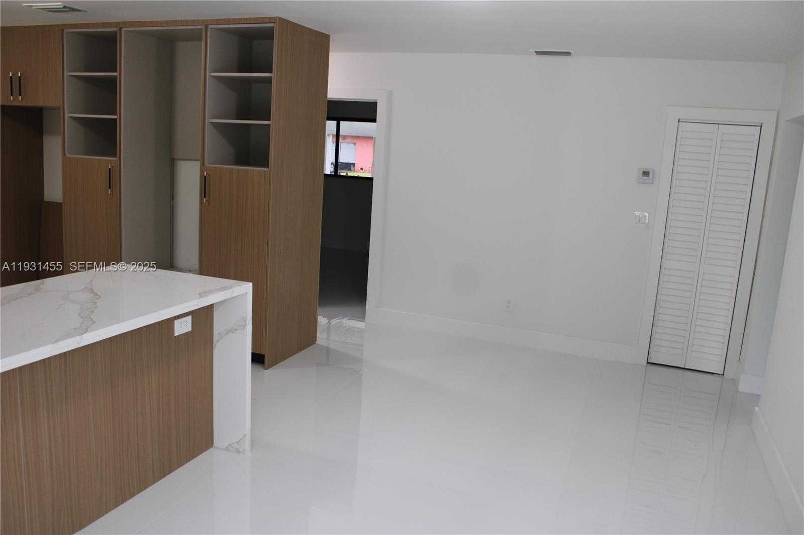 Small Image of 7630 SOUTH WEST 94TH AVE, Miami Number 5