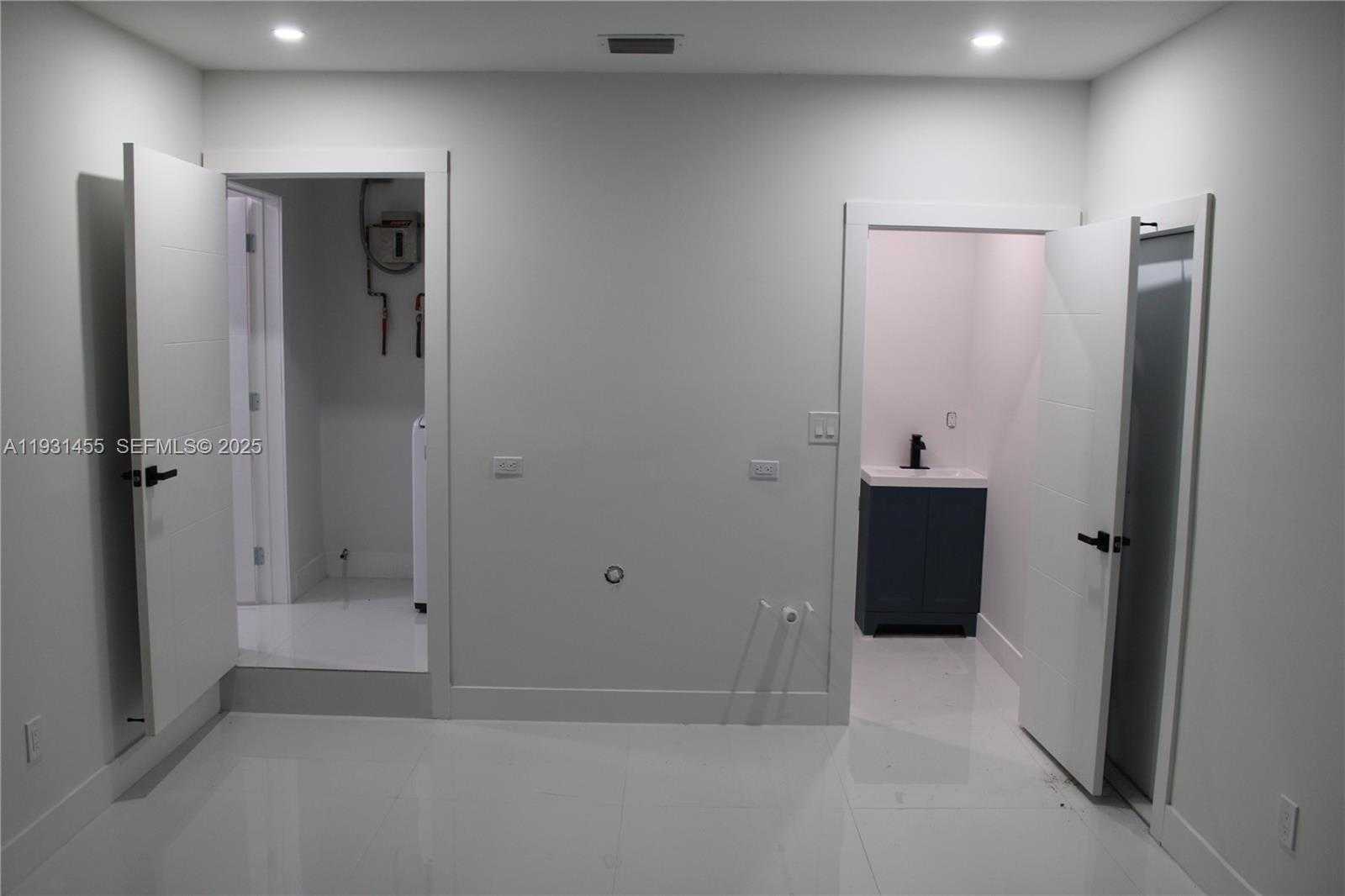 Small Image of 7630 SOUTH WEST 94TH AVE, Miami Number 6