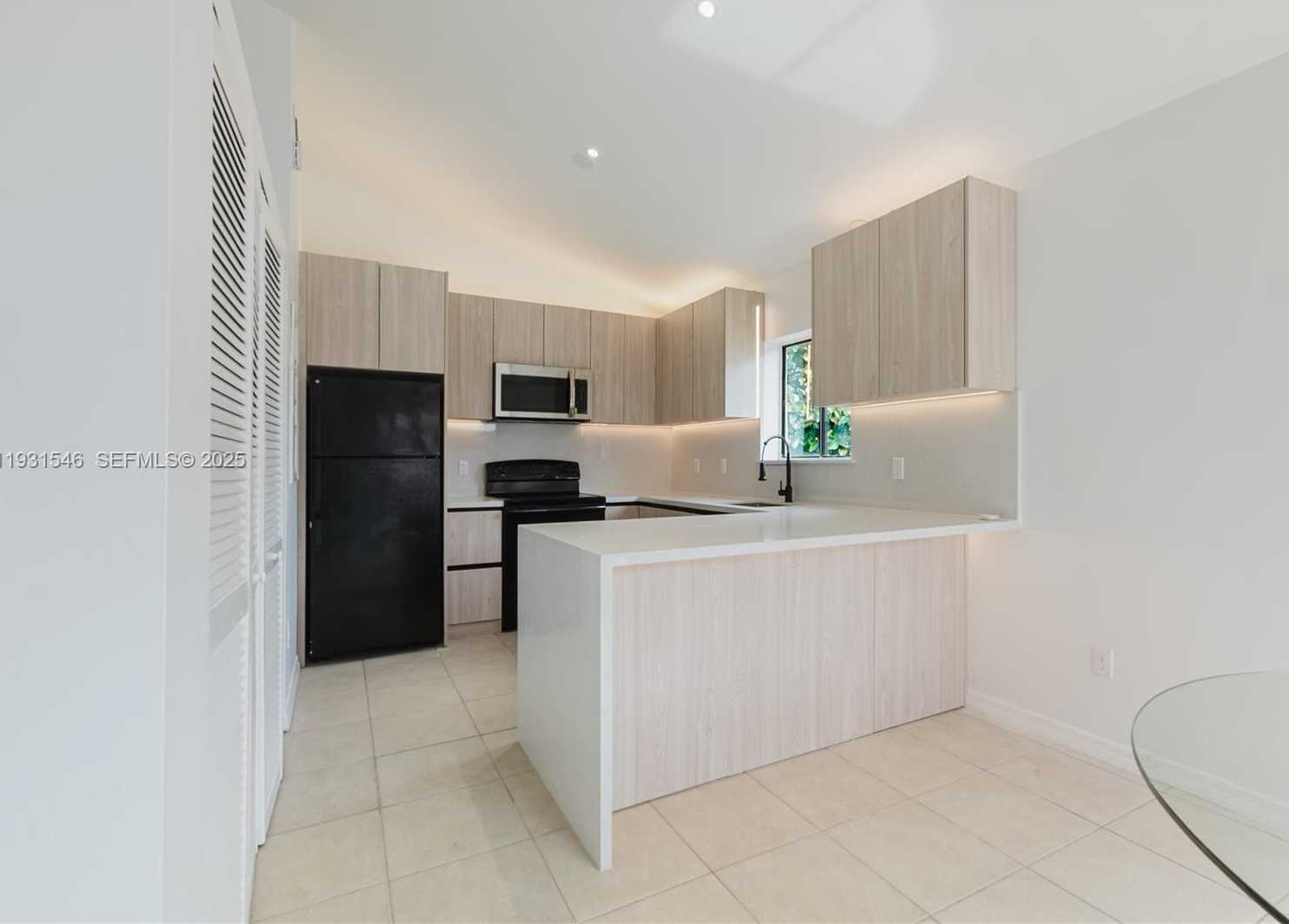 Small Image of 13540 SOUTH WEST 287TH LN, Homestead Number 3