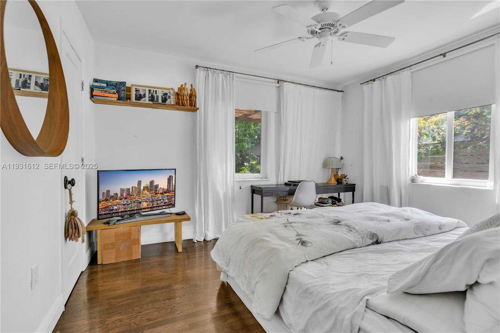 Small Image of 419 SOUTH WEST 30TH RD, Miami Number 11