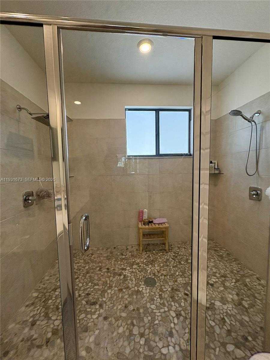 Small Image of 4749 NORTH WEST 85TH AVE, Doral Number 23