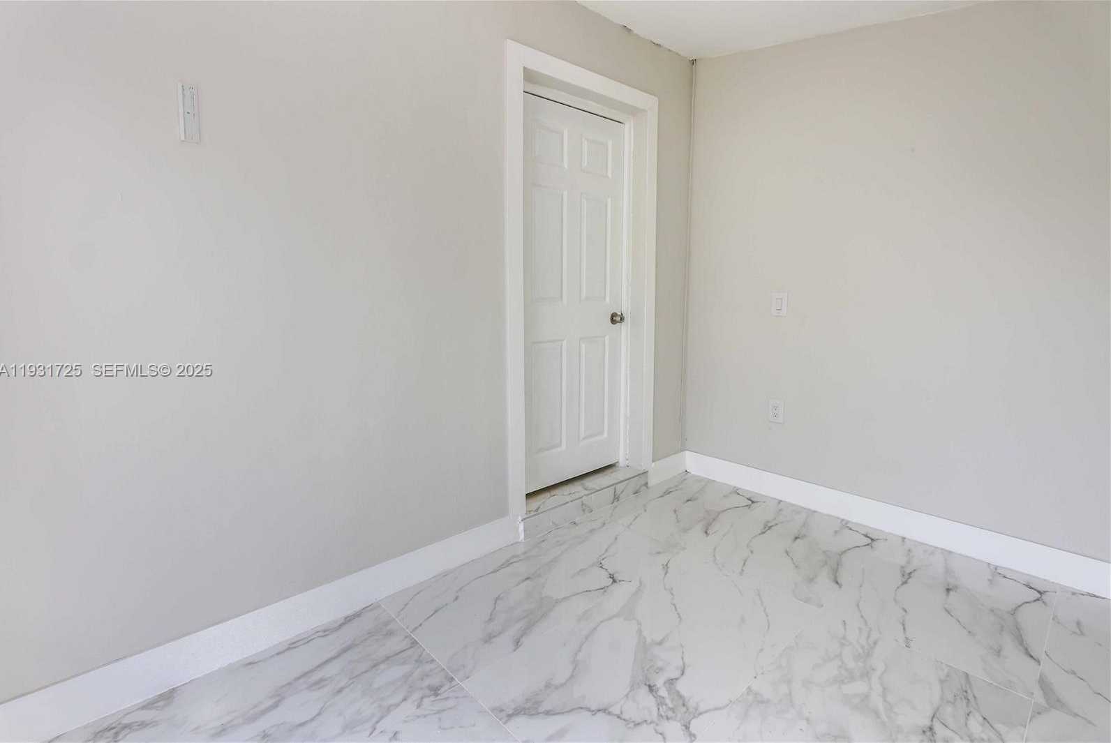 Small Image of 3601 SOUTH WEST 44TH AVE, West Park Number 19