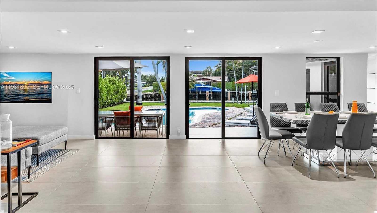 Small Image of 536 HIBISCUS DR, Hallandale Beach Number 18