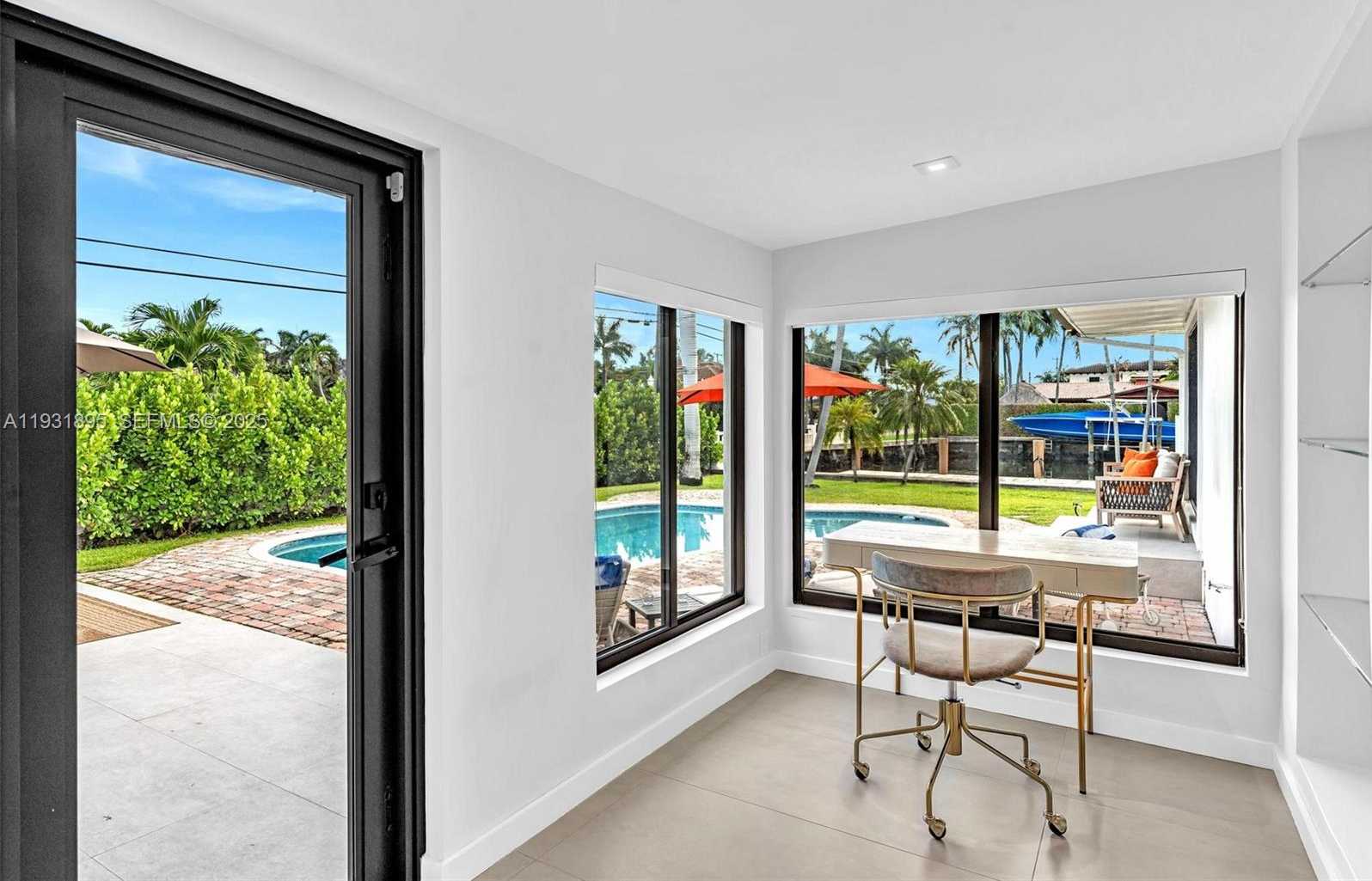 Small Image of 536 HIBISCUS DR, Hallandale Beach Number 21