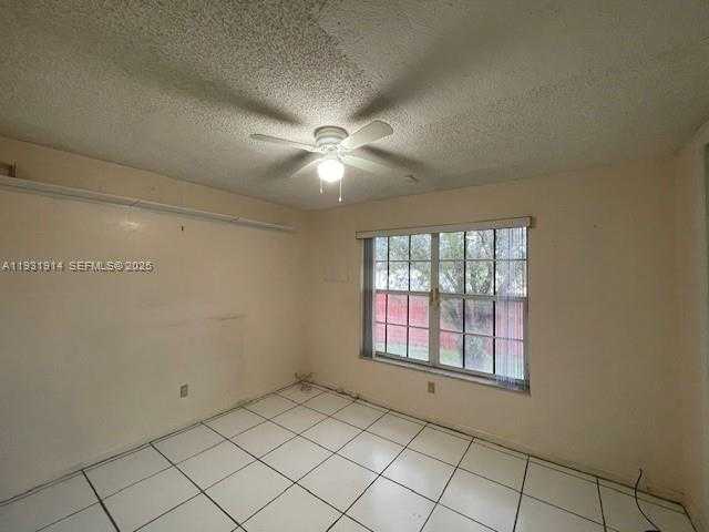 Small Image of Miami Number 27