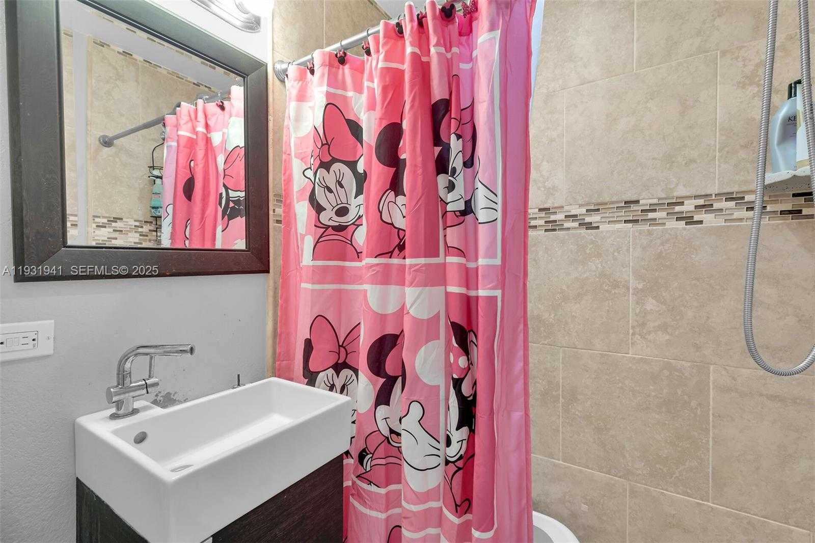 Small Image of 427 89TH STREET OCEAN, Marathon Number 19