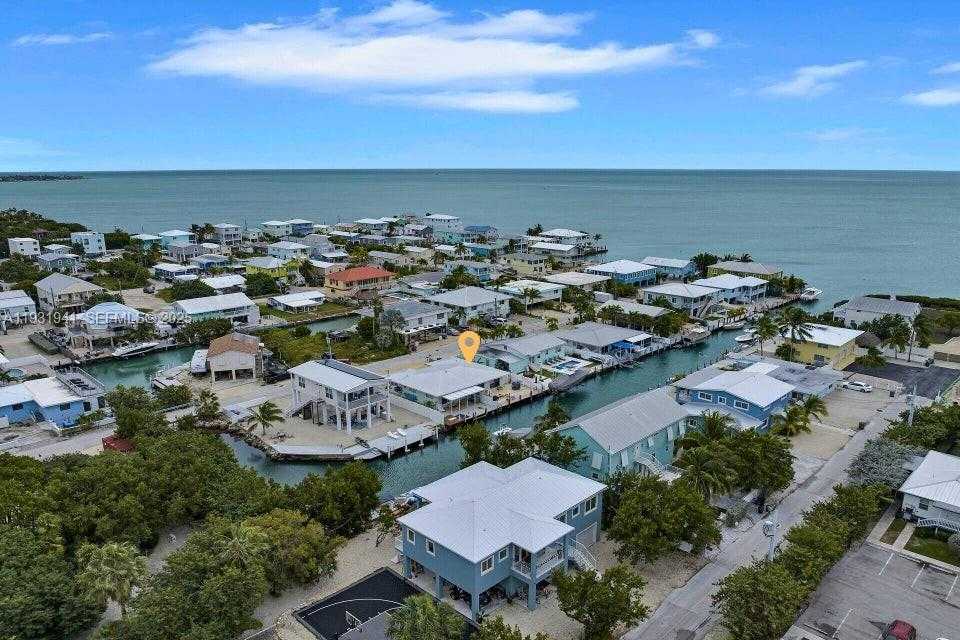 Small Image of 427 89TH STREET OCEAN, Marathon Number 2