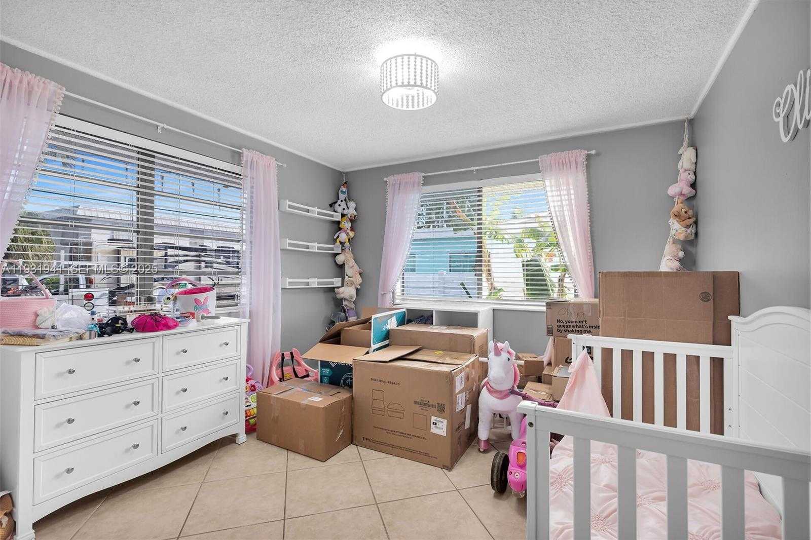 Small Image of 427 89TH STREET OCEAN, Marathon Number 20