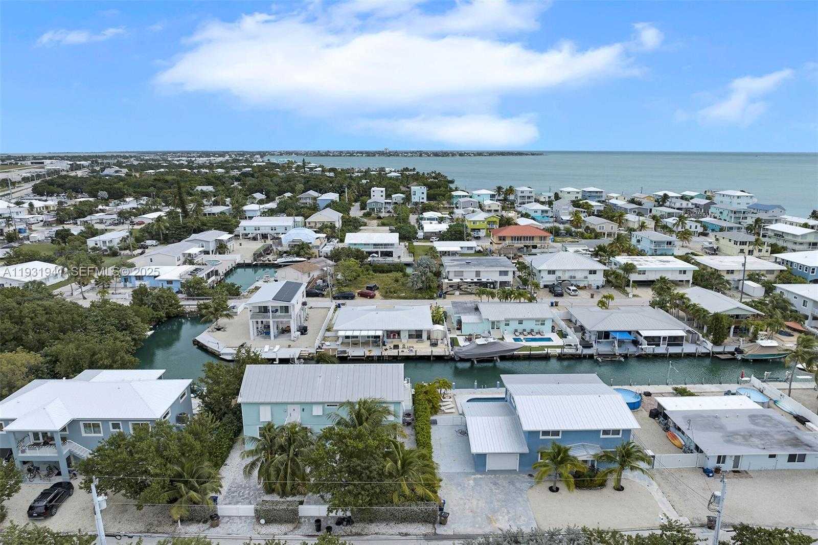 Small Image of 427 89TH STREET OCEAN, Marathon Number 28