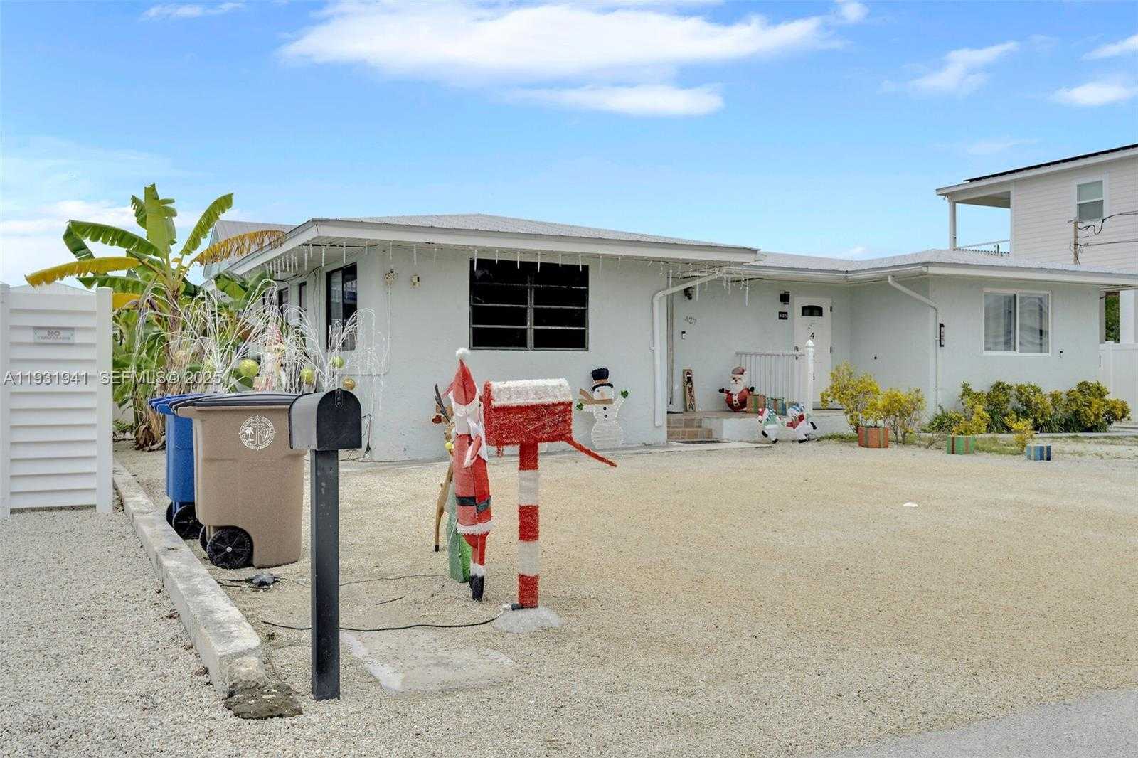 Small Image of 427 89TH STREET OCEAN, Marathon Number 34