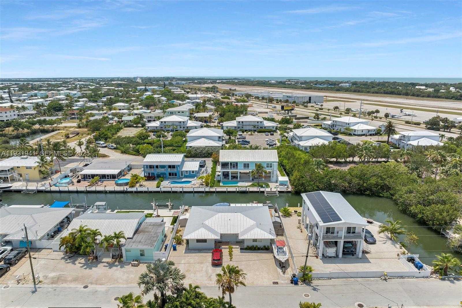 Small Image of 427 89TH STREET OCEAN, Marathon Number 37