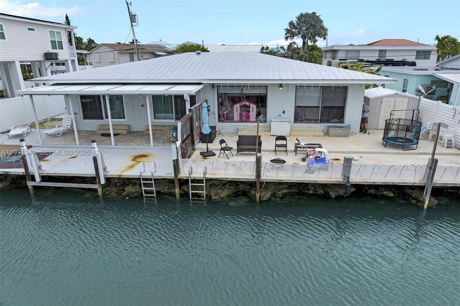 Small Image of 427 89TH STREET OCEAN, Marathon Number 4