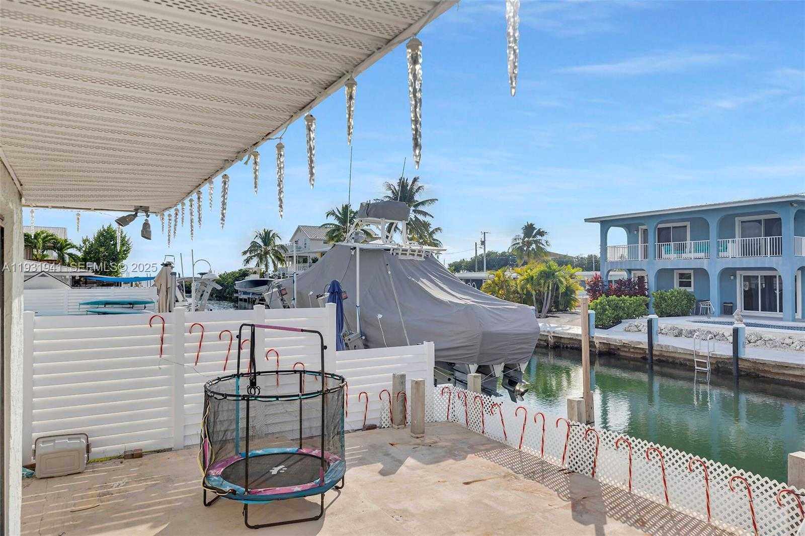 Small Image of 427 89TH STREET OCEAN, Marathon Number 5