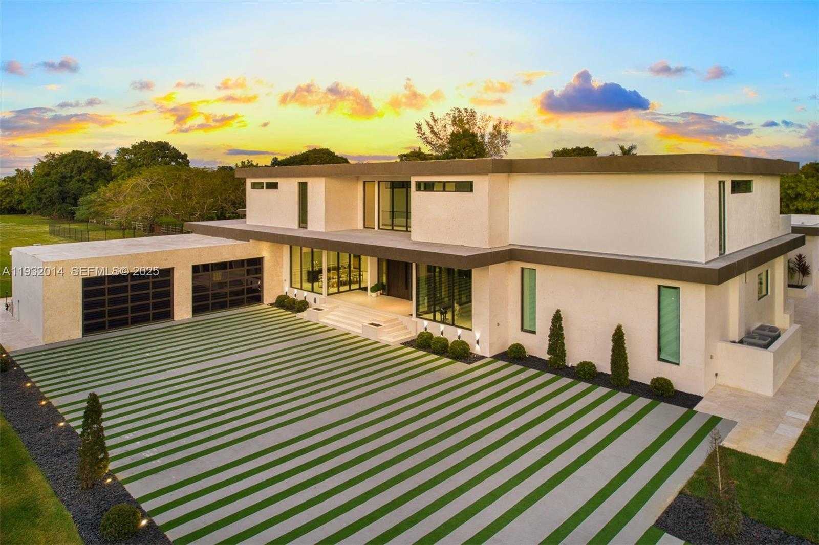 Small Image of 17841 SOUTH WEST 70TH PL, Southwest Ranches Number 3