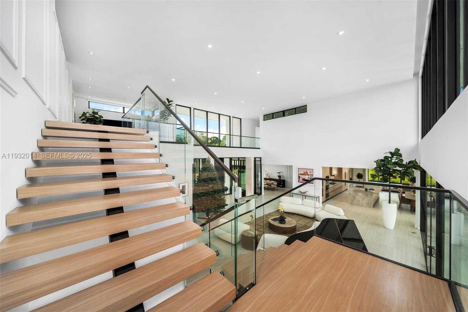 Small Image of 17841 SOUTH WEST 70TH PL, Southwest Ranches Number 34