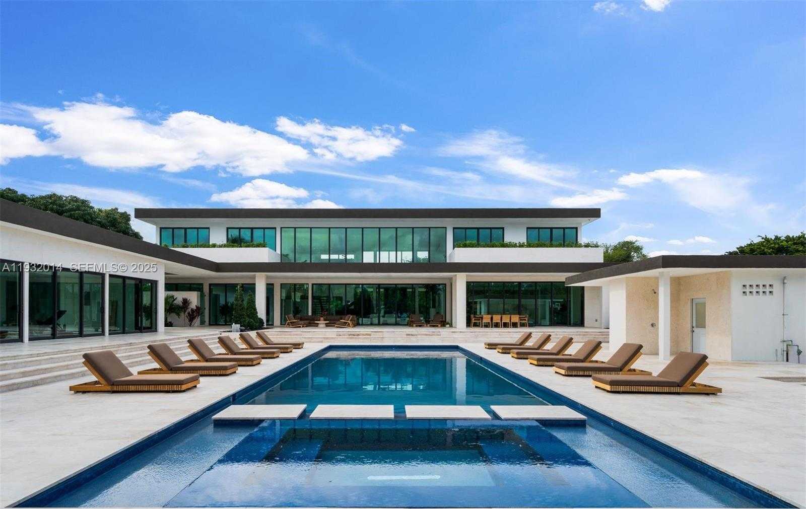 Small Image of 17841 SOUTH WEST 70TH PL, Southwest Ranches Number 40