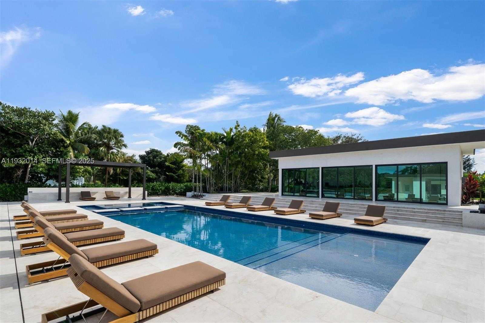 Small Image of 17841 SOUTH WEST 70TH PL, Southwest Ranches Number 41