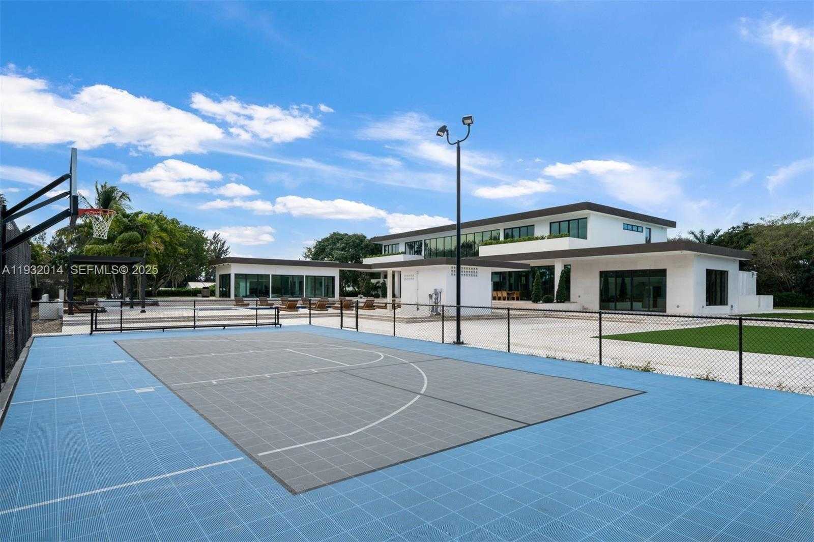 Small Image of 17841 SOUTH WEST 70TH PL, Southwest Ranches Number 42