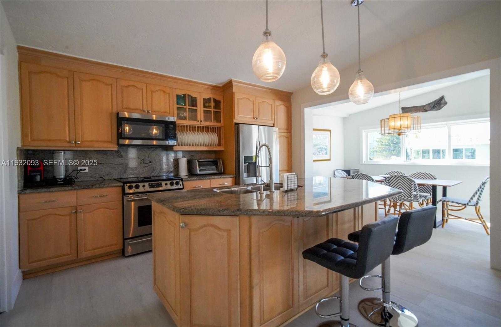 Small Image of 121 LISBON CT, Islamorada Number 22