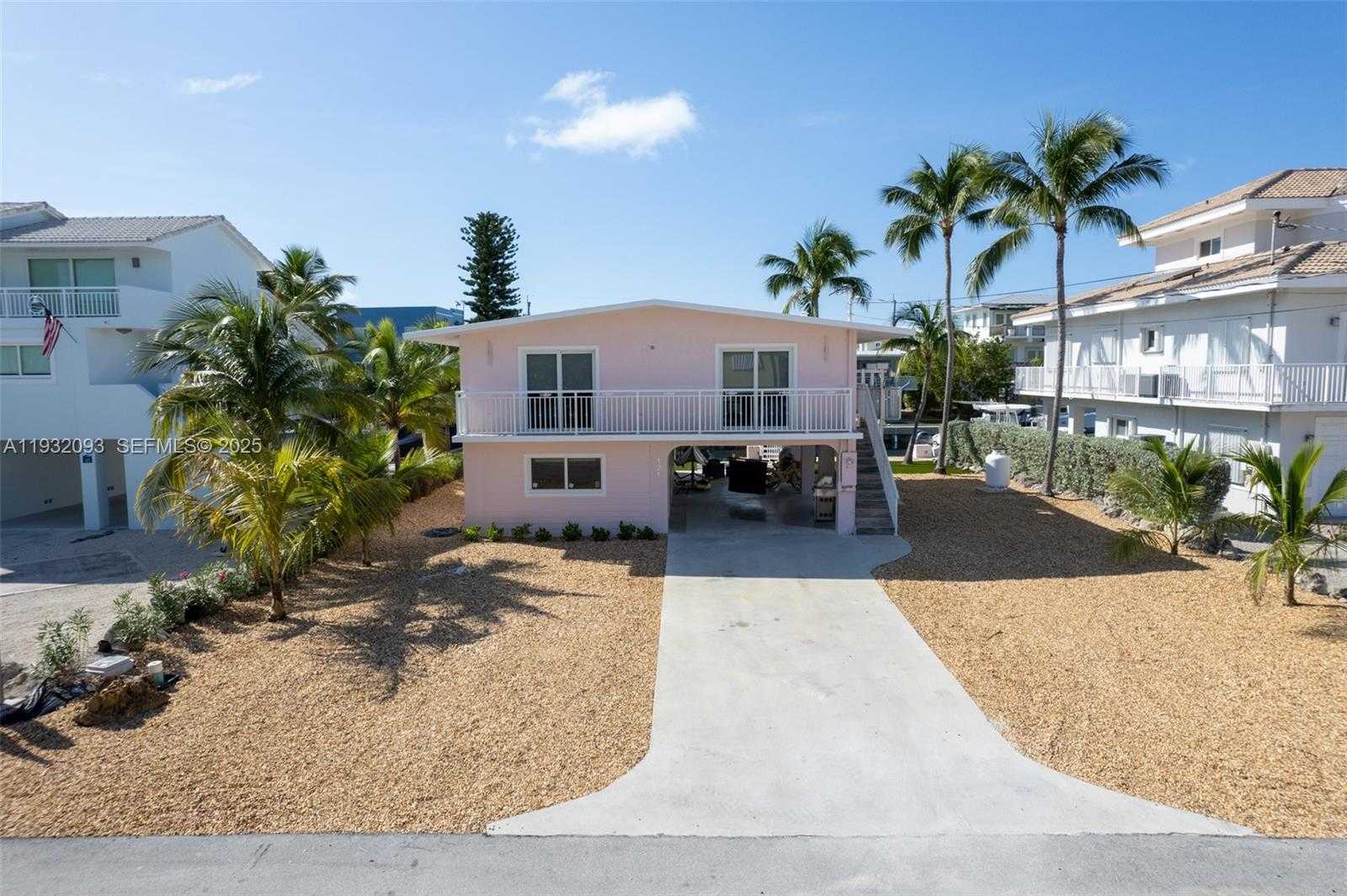 Small Image of 121 LISBON CT, Islamorada Number 4