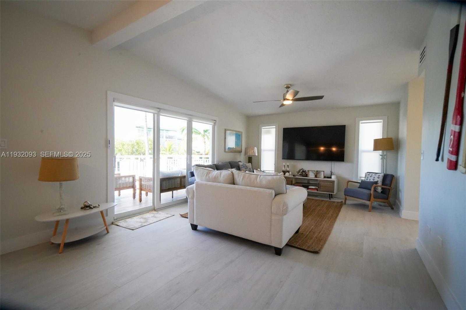 Small Image of 121 LISBON CT, Islamorada Number 8