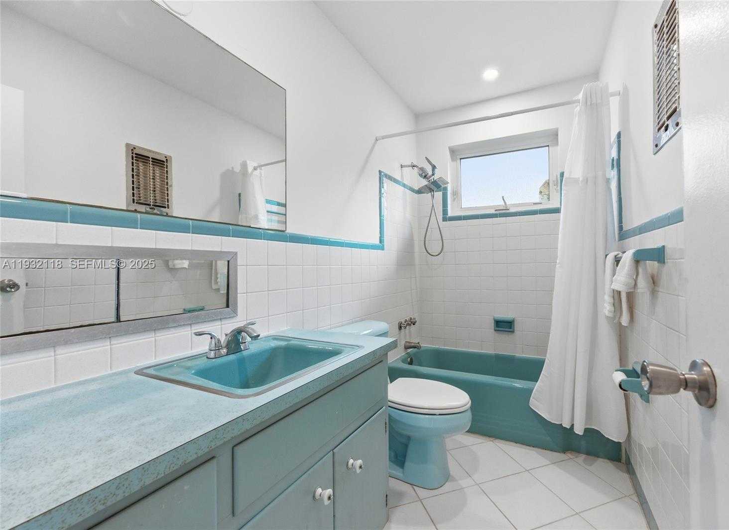 Small Image of 3497 NORTH EAST 20TH AVE, Oakland Park Number 16