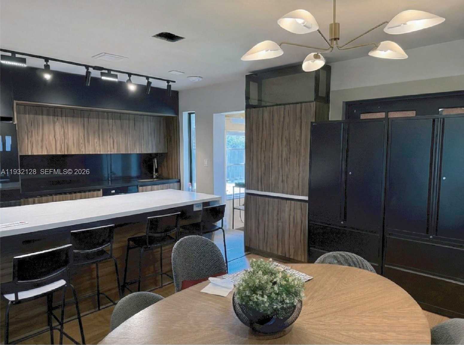 Small Image of 108 NORTH WEST 111TH ST, Miami Shores Number 4