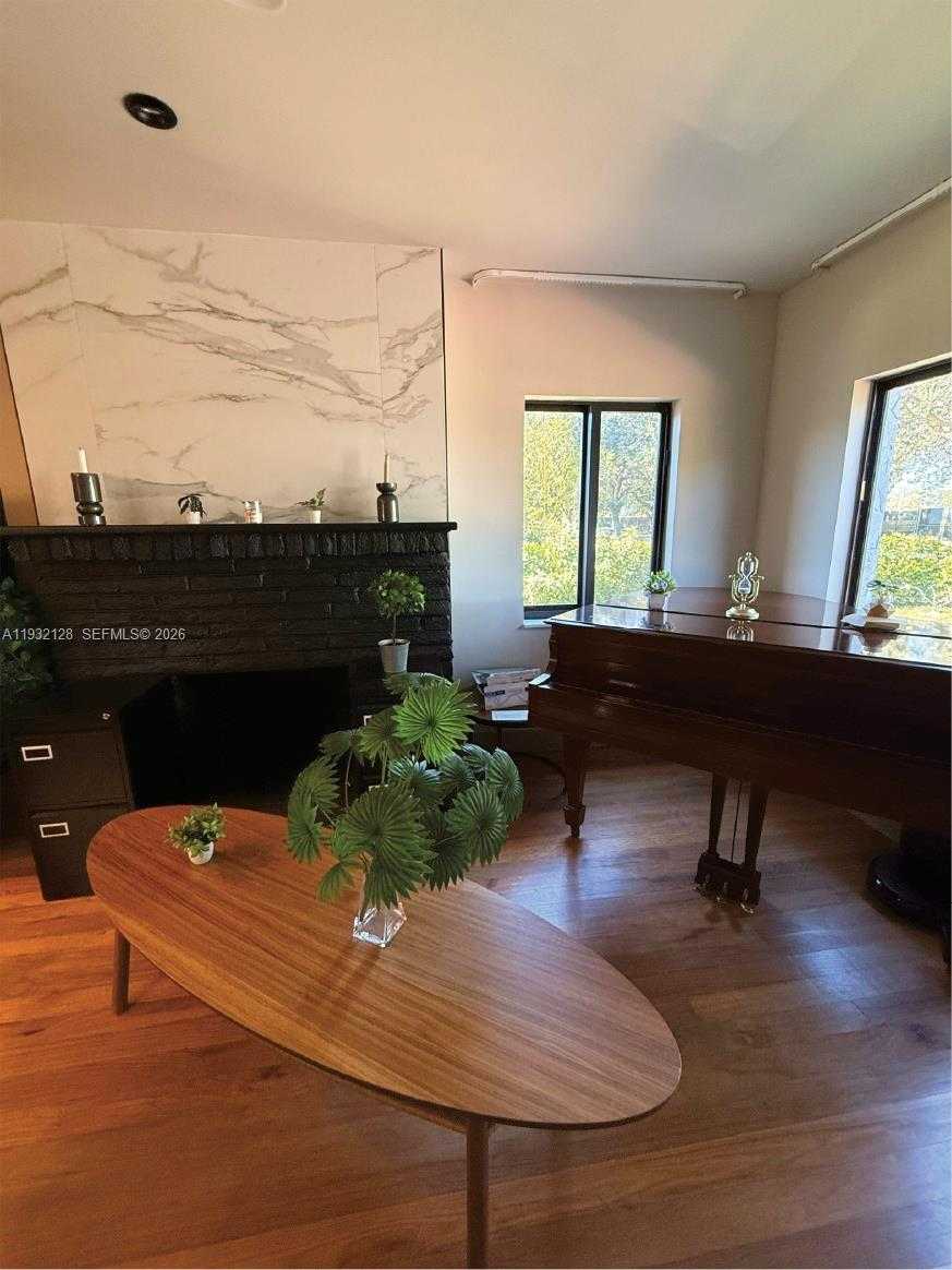 Small Image of 108 NORTH WEST 111TH ST, Miami Shores Number 8