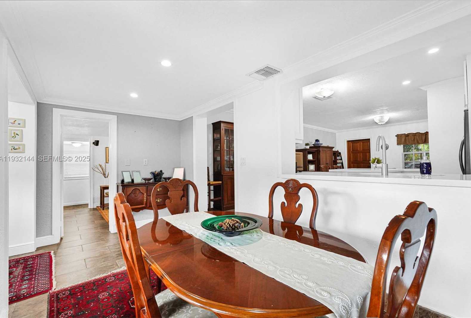 Small Image of 6266 SOUTH WEST 42ND ST, South Miami Number 24