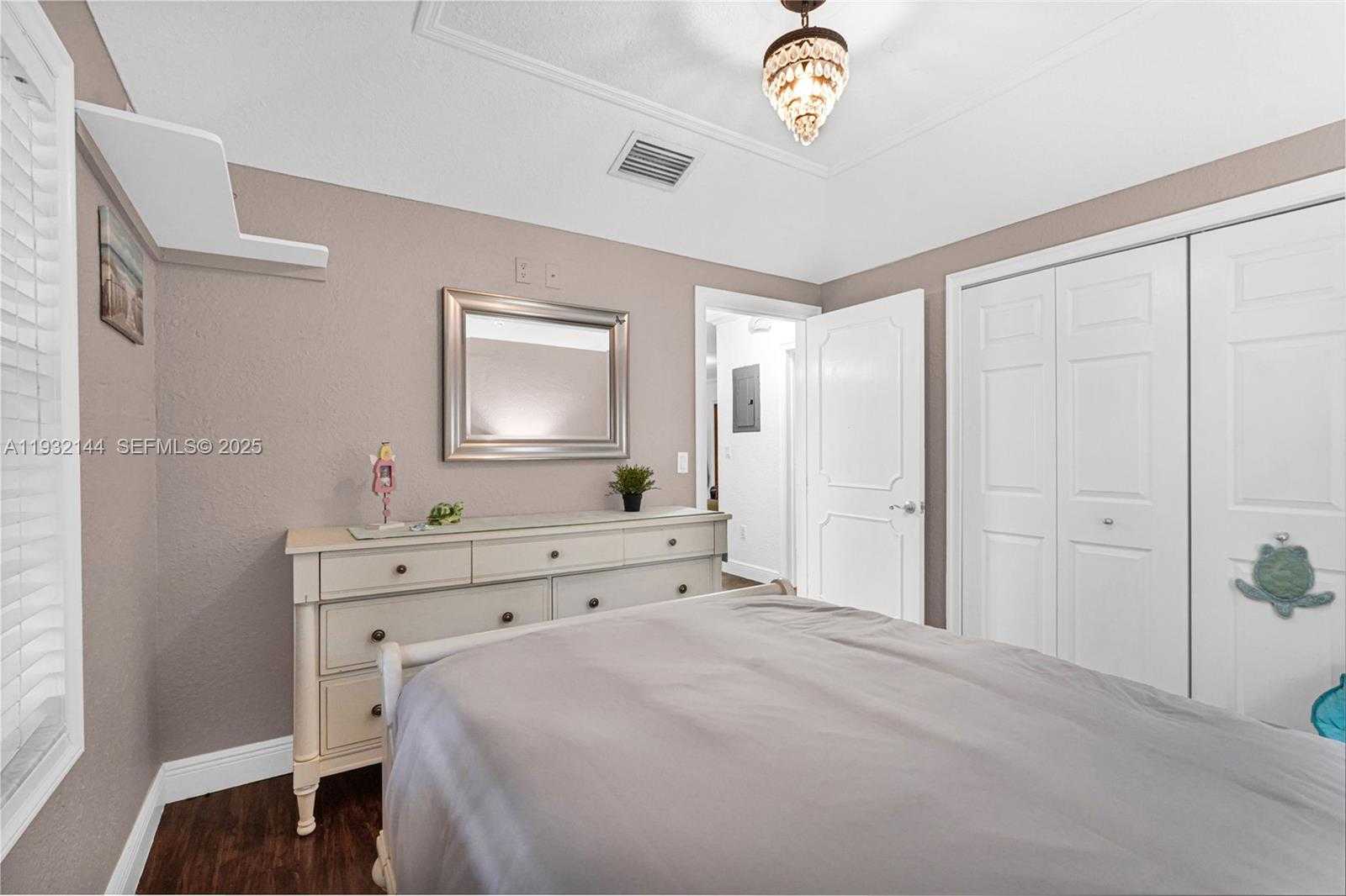 Small Image of 6266 SOUTH WEST 42ND ST, South Miami Number 35