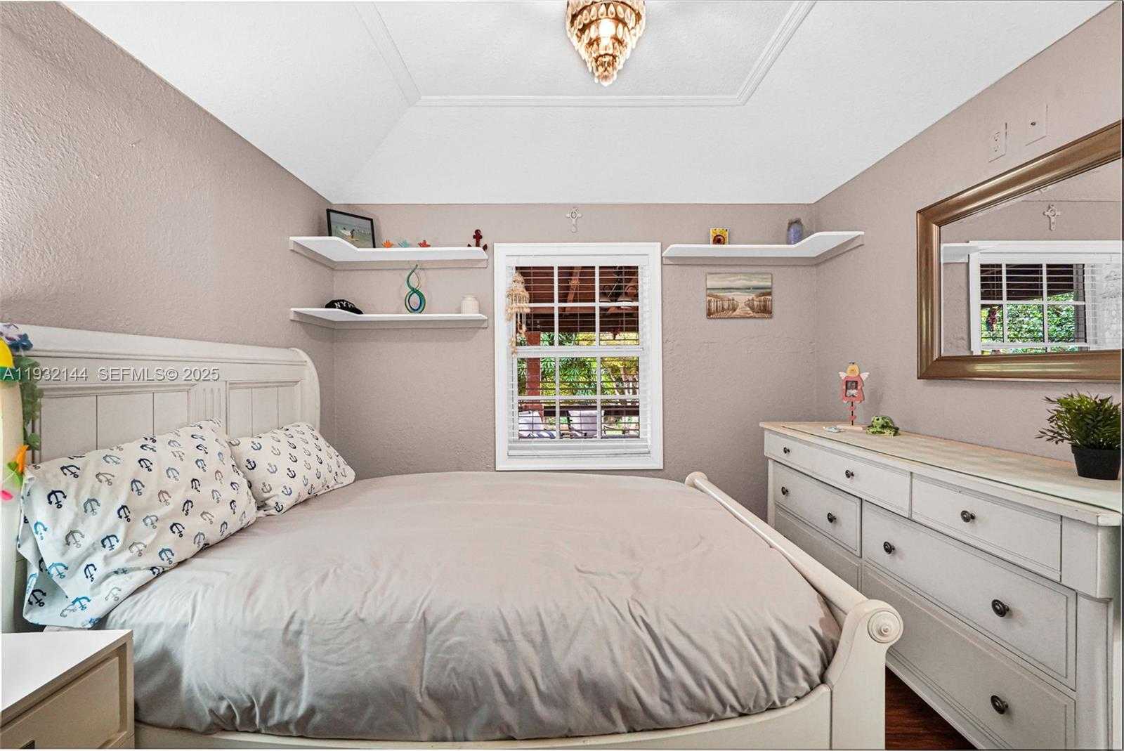 Small Image of 6266 SOUTH WEST 42ND ST, South Miami Number 37