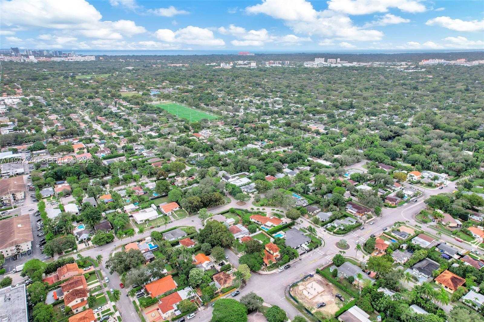 Small Image of 6266 SOUTH WEST 42ND ST, South Miami Number 62