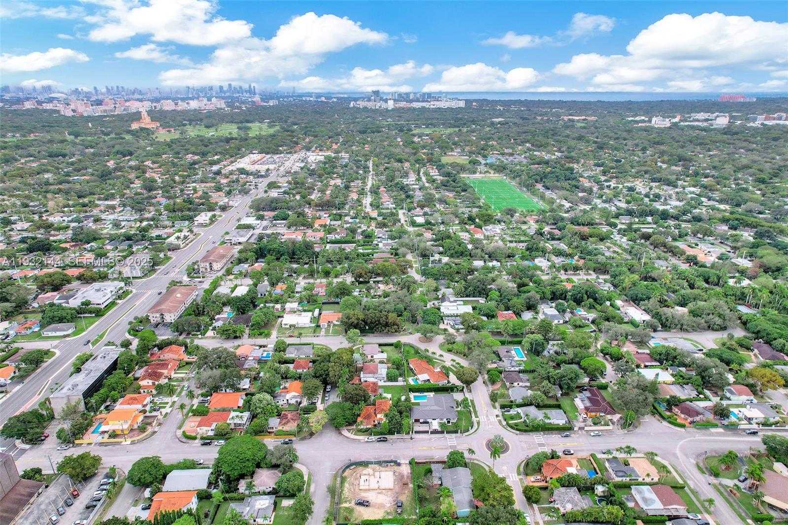 Small Image of 6266 SOUTH WEST 42ND ST, South Miami Number 64