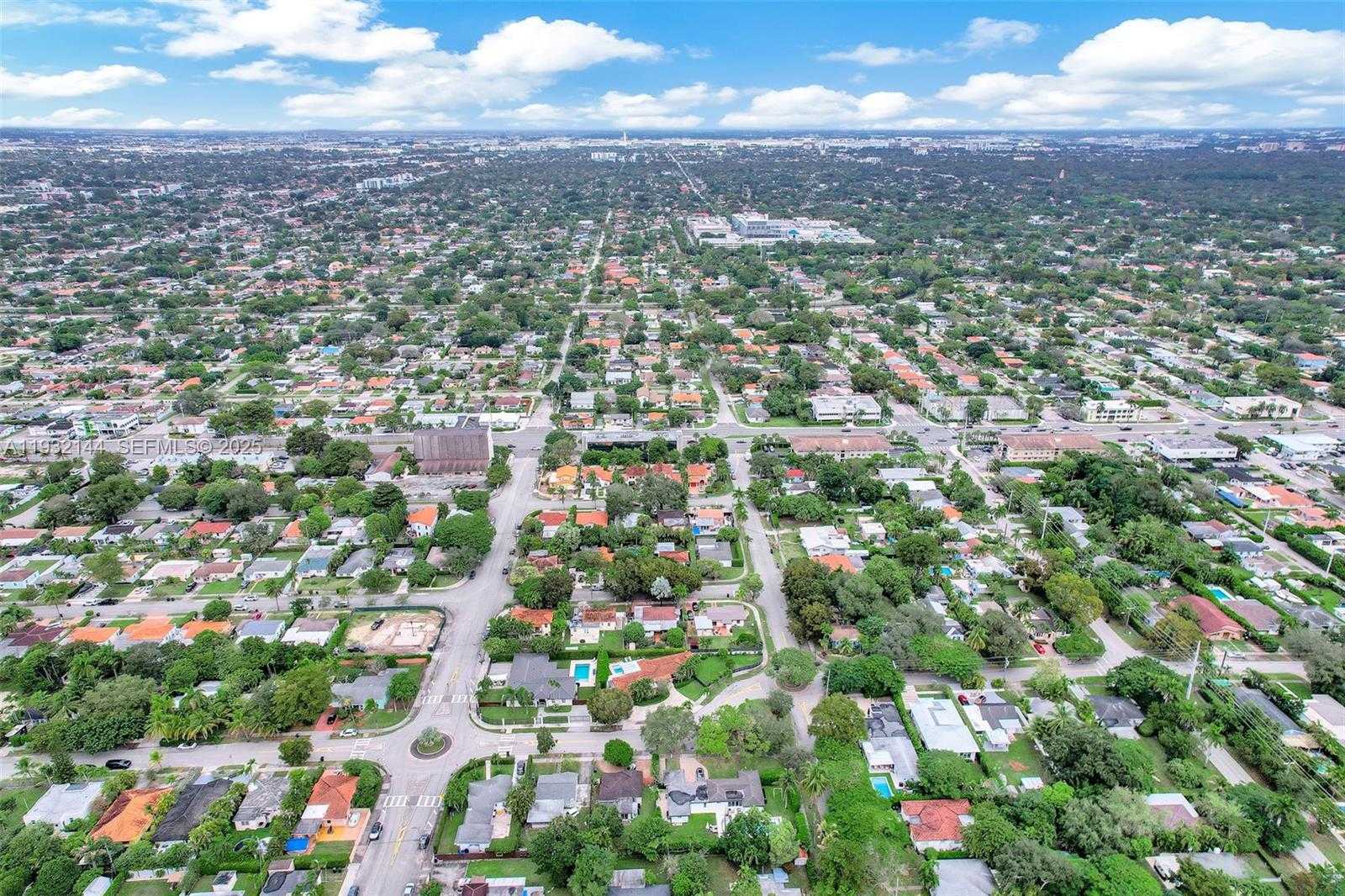 Small Image of 6266 SOUTH WEST 42ND ST, South Miami Number 65