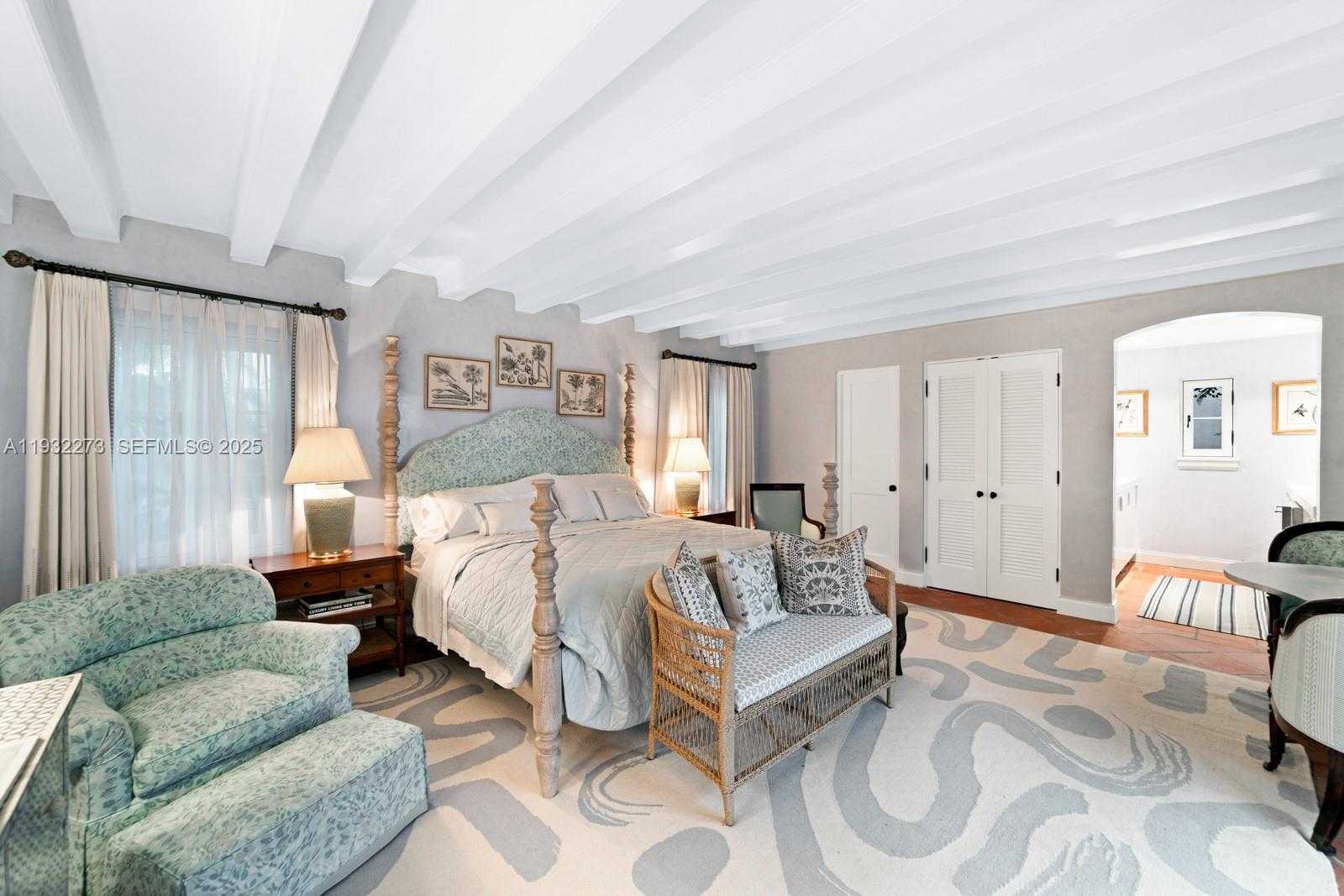 Small Image of 3467 NORTH MOORINGS WAY, Miami Number 12