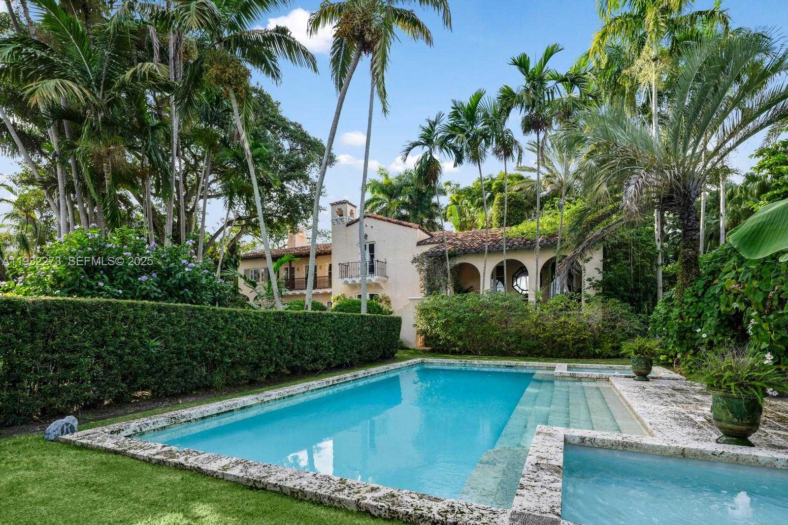 Small Image of 3467 NORTH MOORINGS WAY, Miami Number 9