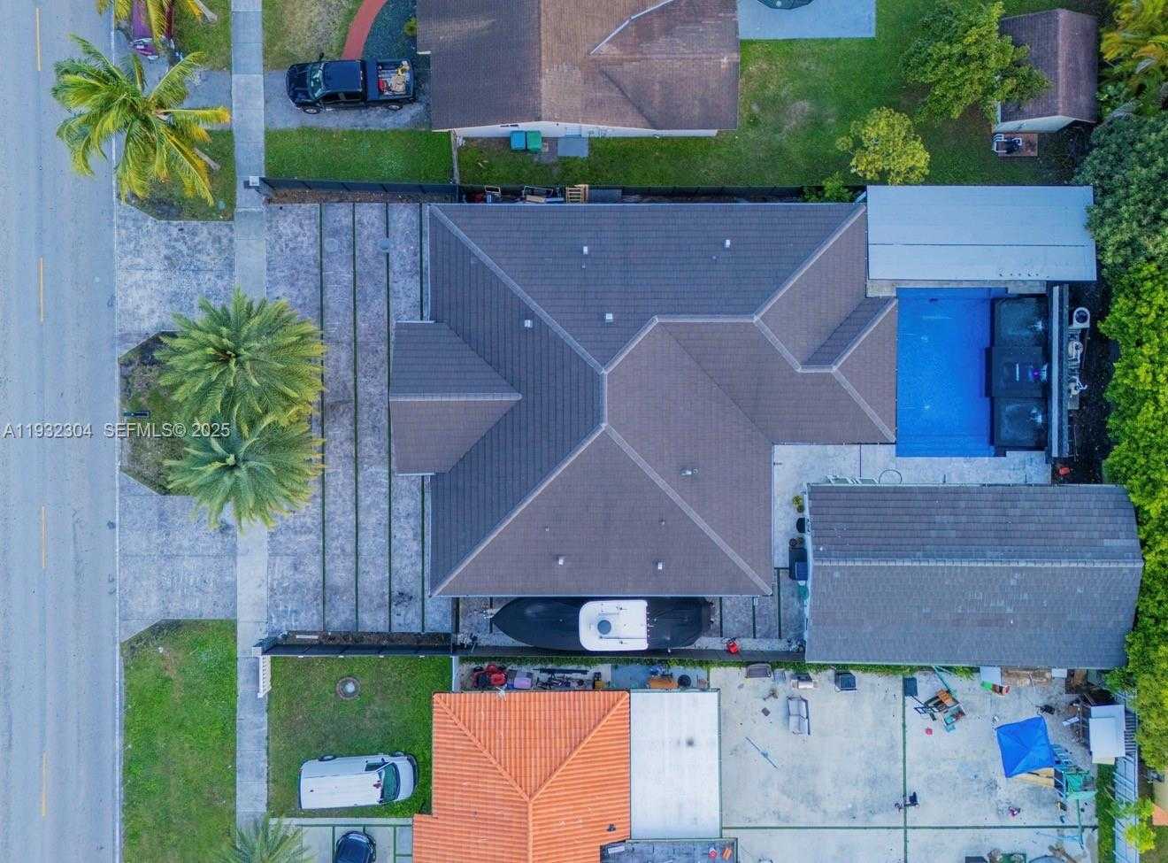 Small Image of 10850 SOUTH WEST 32ND ST, Miami Number 14