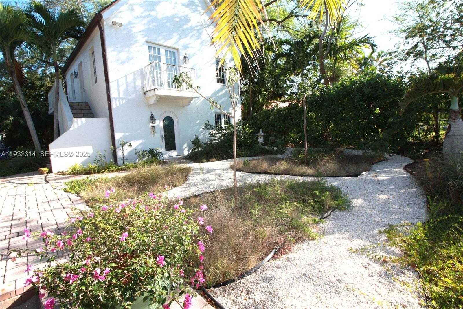 Small Image of 6750 GRANADA BLVD, Coral Gables Number 32