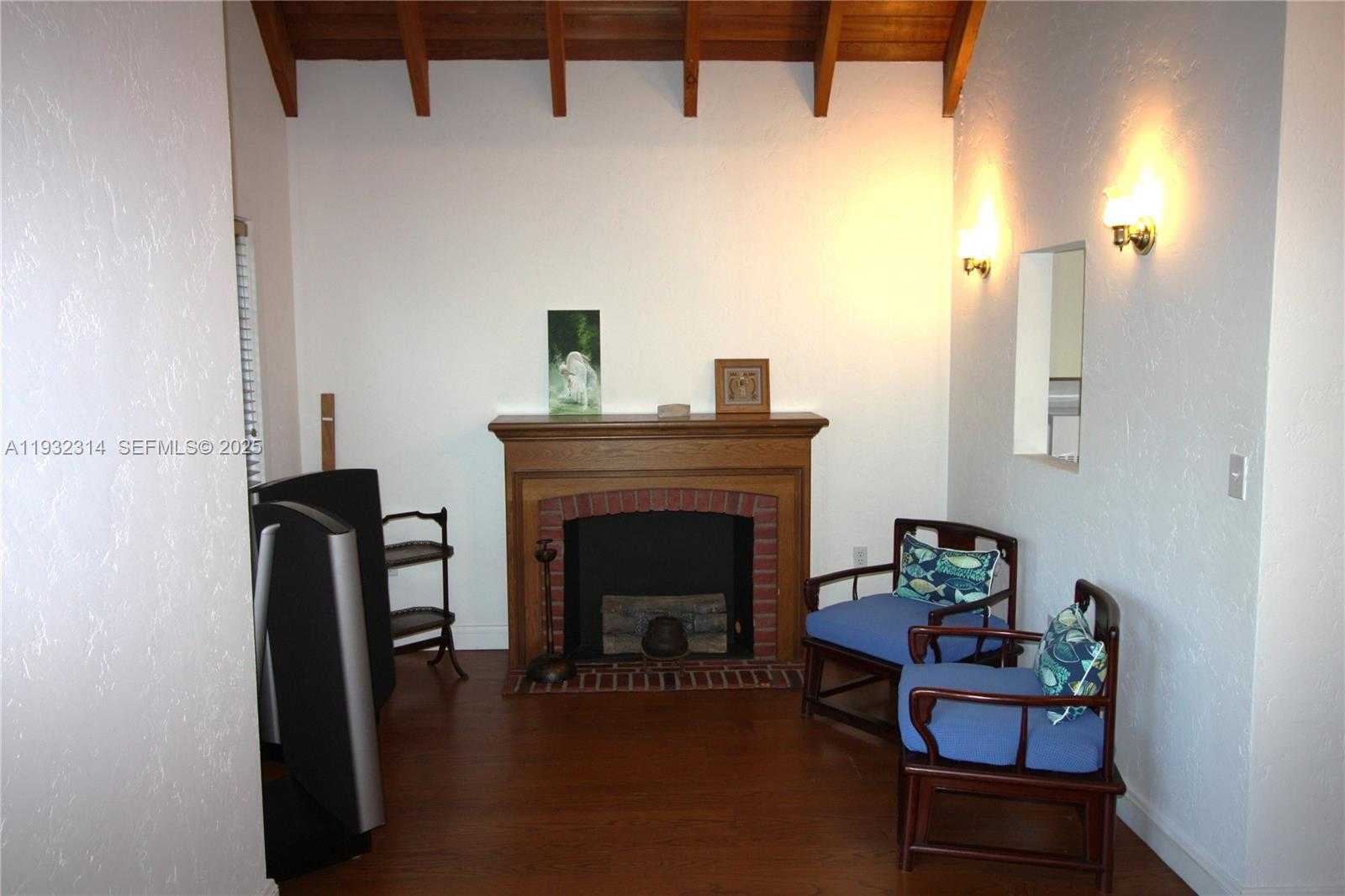 Small Image of 6750 GRANADA BLVD, Coral Gables Number 37