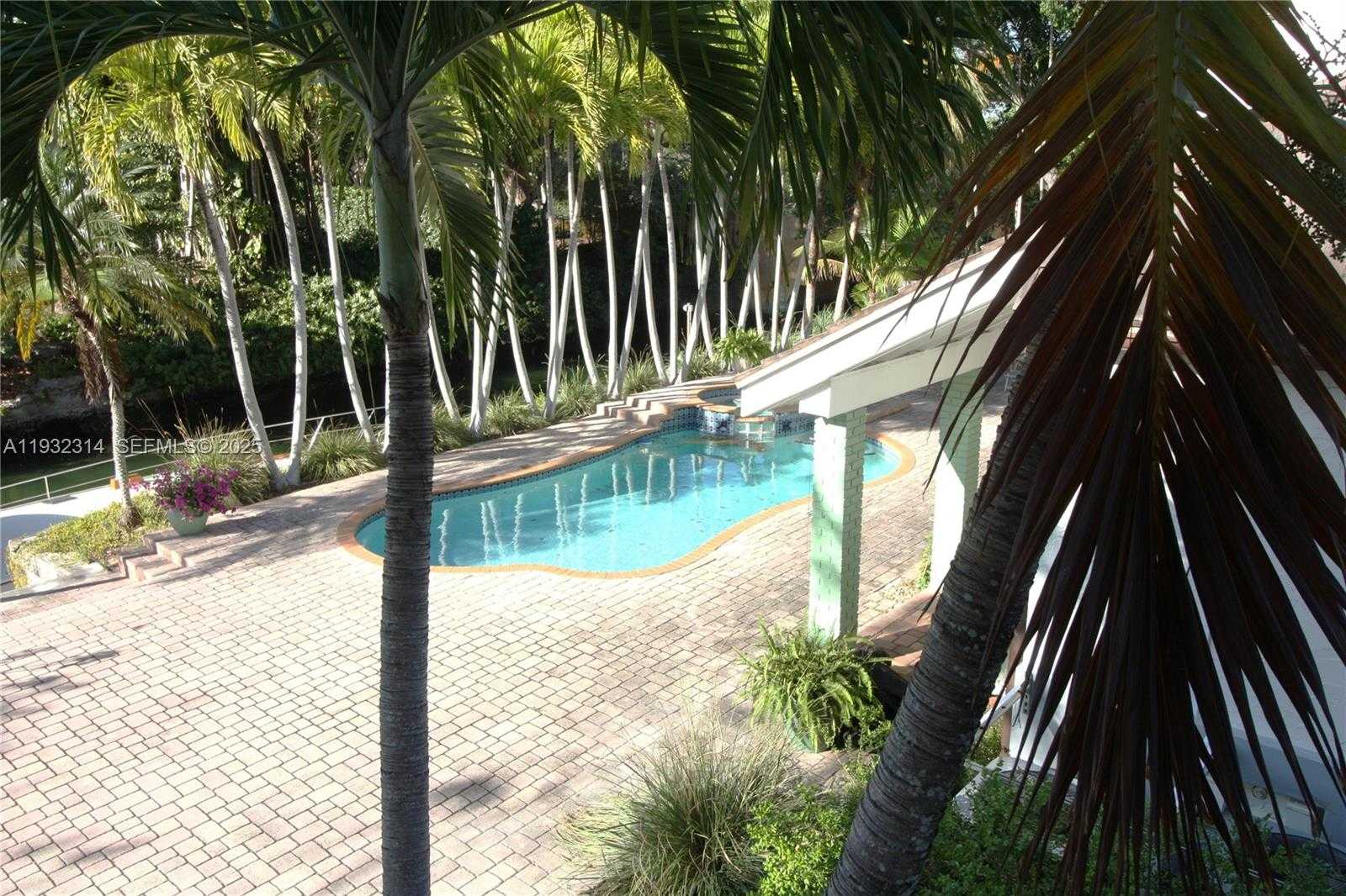 Small Image of 6750 GRANADA BLVD, Coral Gables Number 41