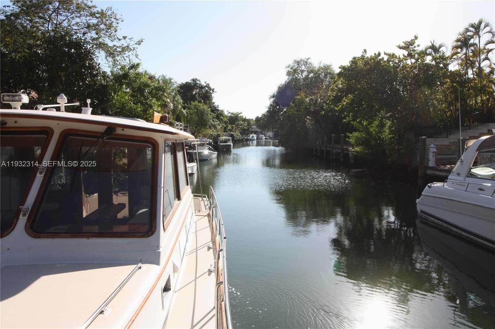 Small Image of 6750 GRANADA BLVD, Coral Gables Number 48