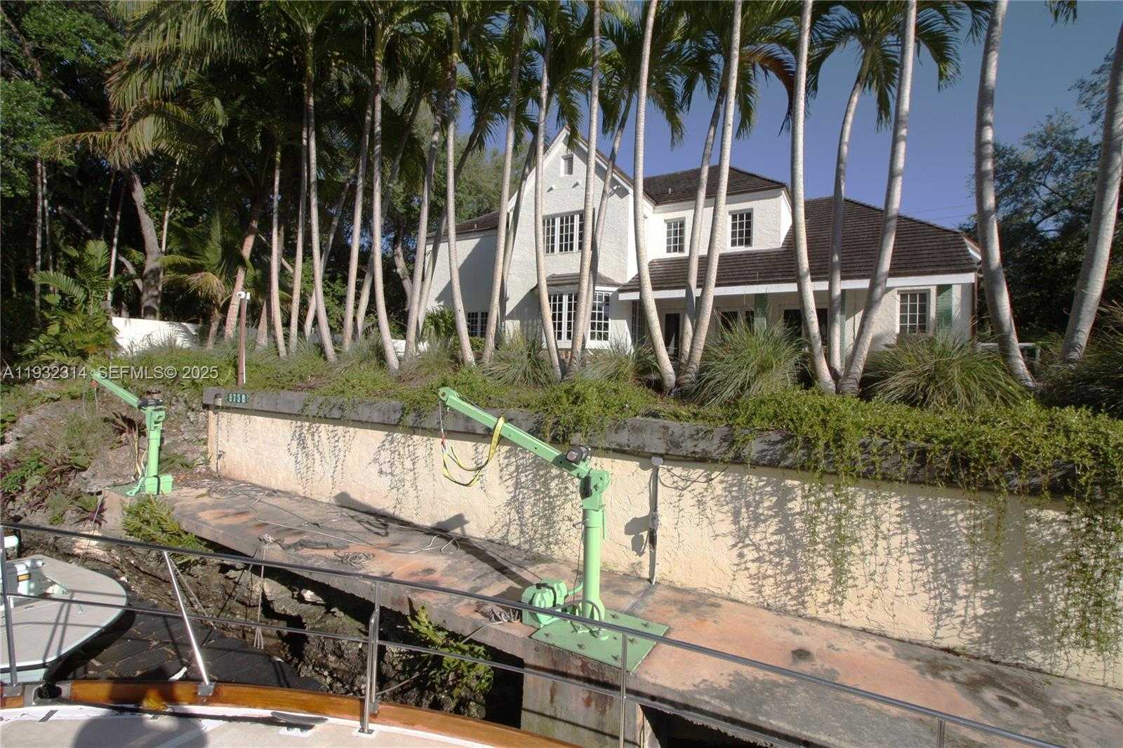 Small Image of 6750 GRANADA BLVD, Coral Gables Number 49